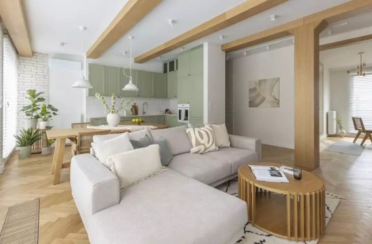 An apartment in Warsaw's Praga district belongs to an investor who loves to travel