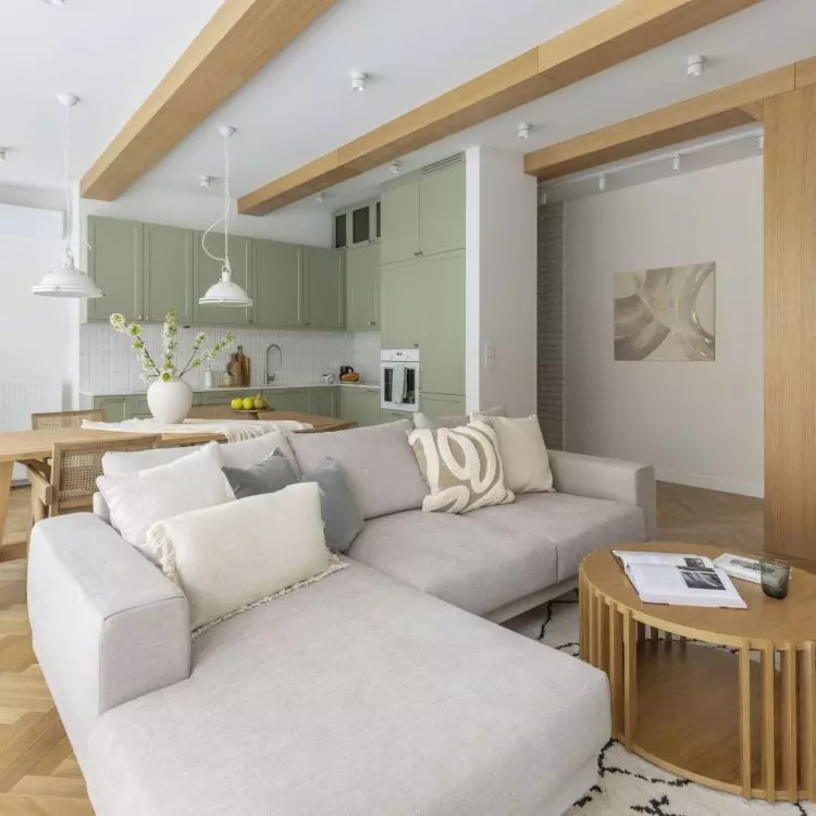 An apartment in Warsaw's Praga district belongs to an investor who loves to travel