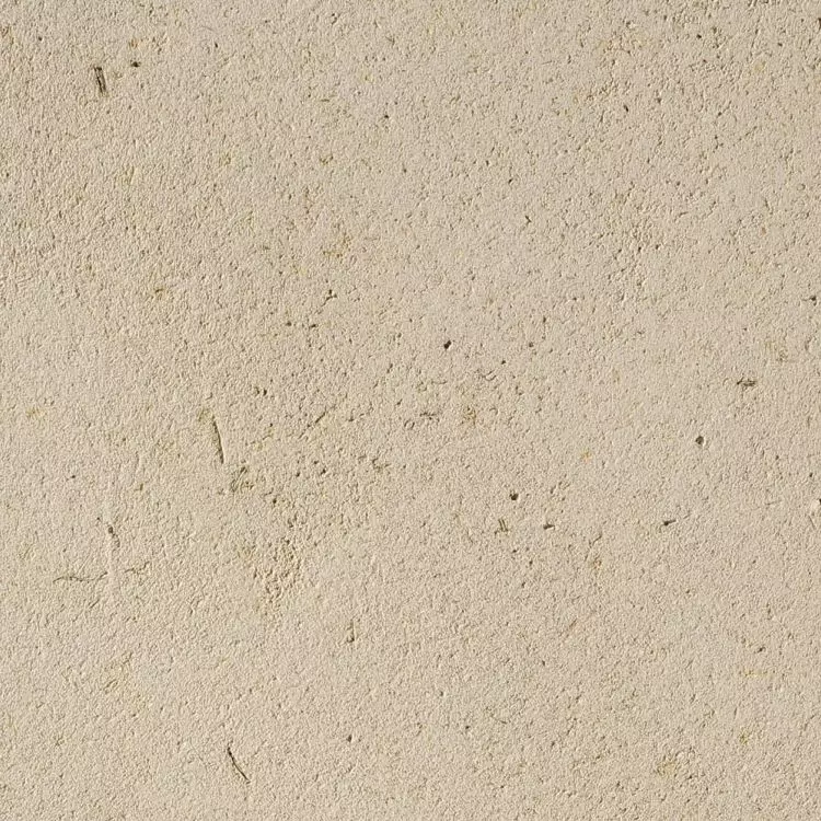 A smooth, textured or decorated texture can be achieved with clay plaster