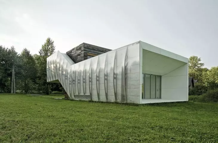 Wormhouse, Zabłocie