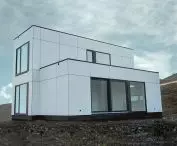 Single-family modular homes can consist of a single prefabricated module or a set of interconnected elements