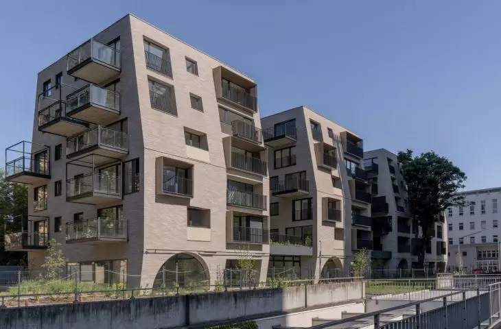 Budynek mieszkalny wielorodzinny z funkcją usługową na parterze, Poznań  proj.: INSOMIA