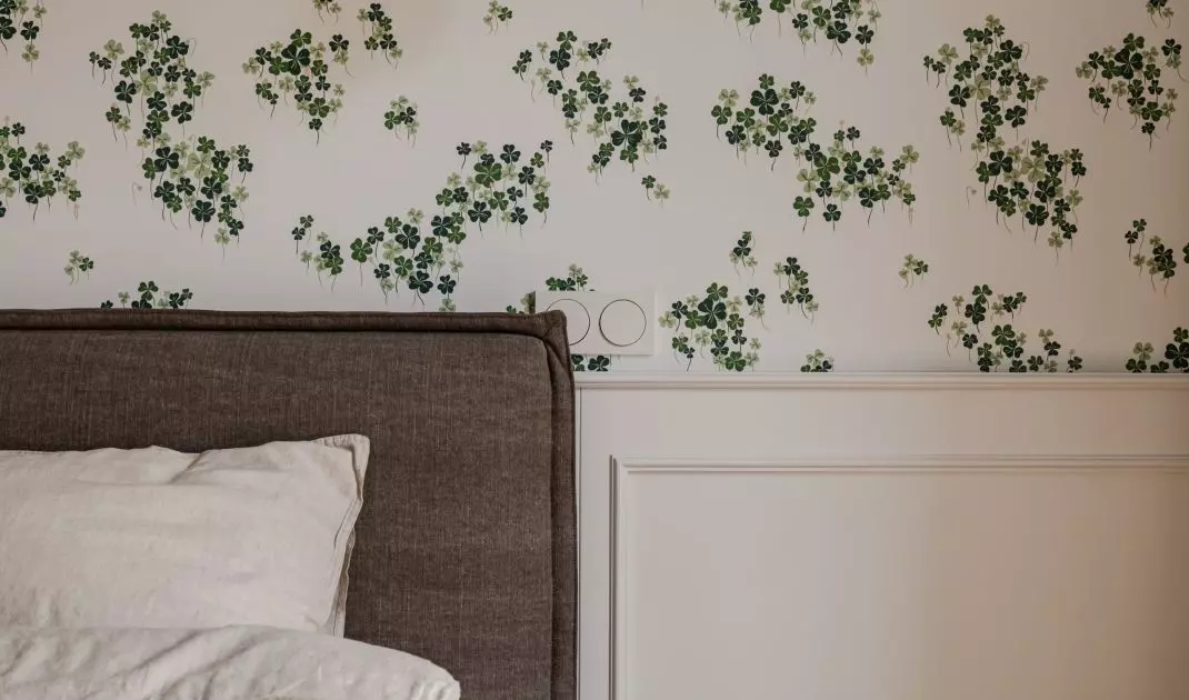 English paneling covers only the lower part of the wall 