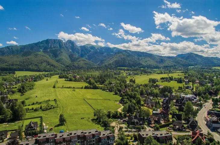  Zakopane może być jakąś opowieścią o Polsce w ogóle