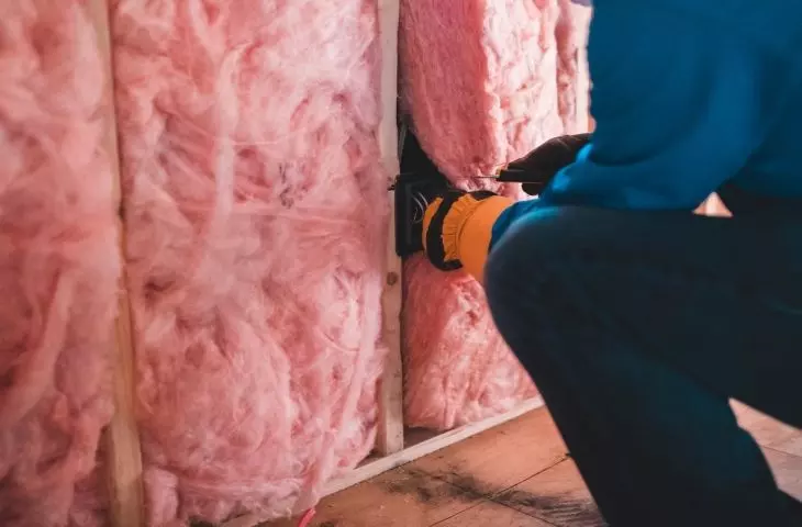 Mineral wool is often chosen for insulating buildings. It protects homeowners from fire and is a great insulator of heat. In addition, it is great for soundproofing rooms  