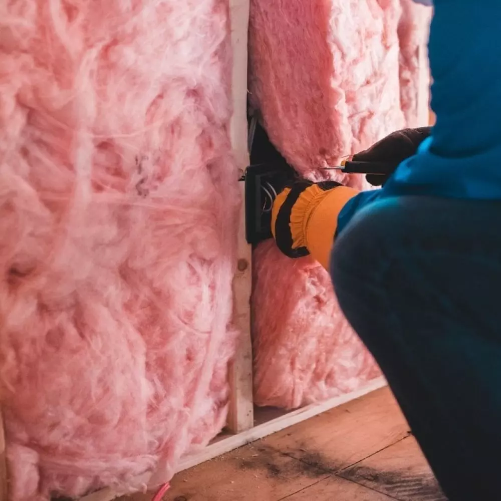 Mineral wool is often chosen for insulating buildings. It protects homeowners from fire and is a great insulator of heat. In addition, it is great for soundproofing rooms  
