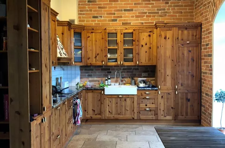 Kitchen before changes