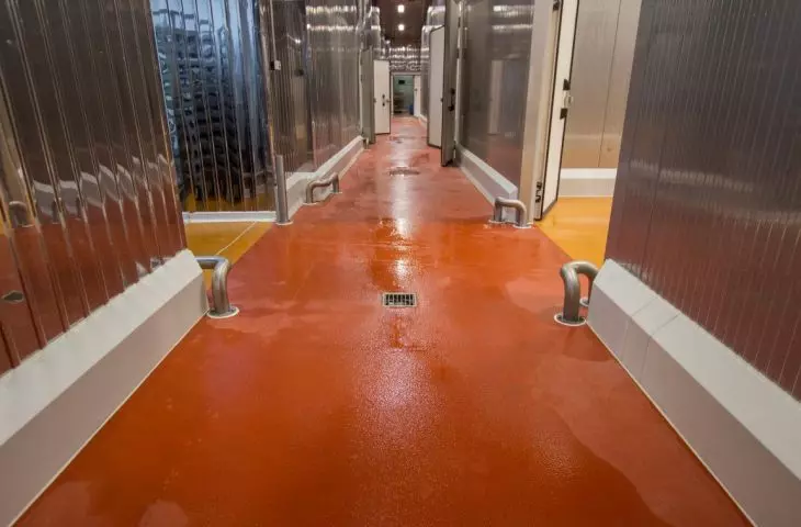 posadzki Flowfresh w przetwórni ryb Seamor w Szczecinie