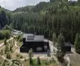 Leśny Ogród Botaniczny „Marszewo” zajmuje powierzchnię blisko 50 ha. Obiekt, który powstał przybrał minimalistyczną formę.