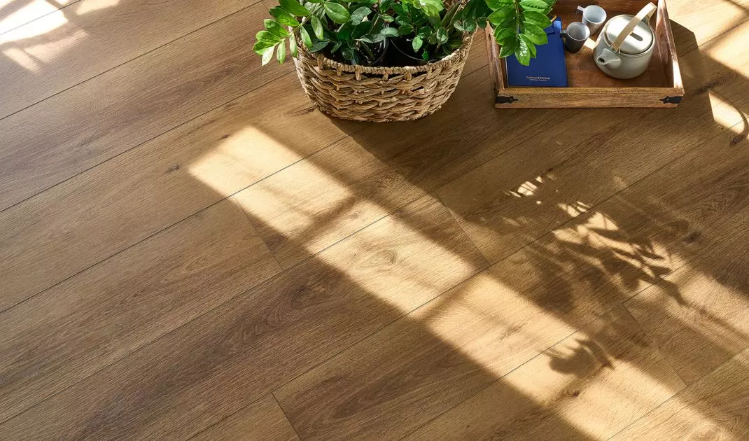 Vinyl panels are resistant to scratches, stains and mechanical damage