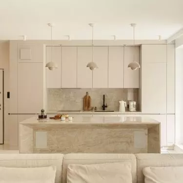 The main role in the arrangement is played by stone