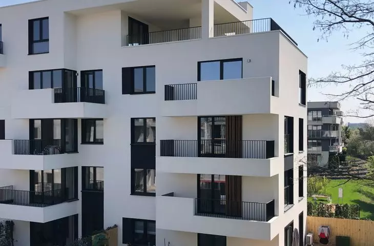 Window sealing with ISO-BLOCO HYBRATEC