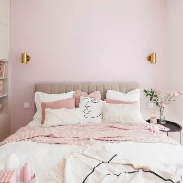 Pastel colors dominate the interior