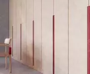 Detal ściany z szafami