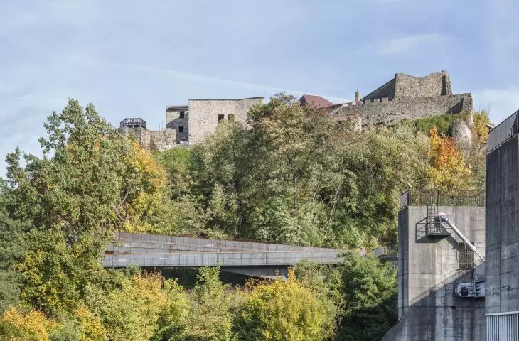 Footbridge for bicycles and pedestrians in Dobczyce (Lewicki Łatak Design Bureau)