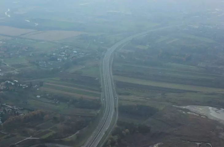poruszone wątki dotyczą prawa, inwestycji, transportu, edukacji, energetyki, zielonej transformacji i cyfryzacji