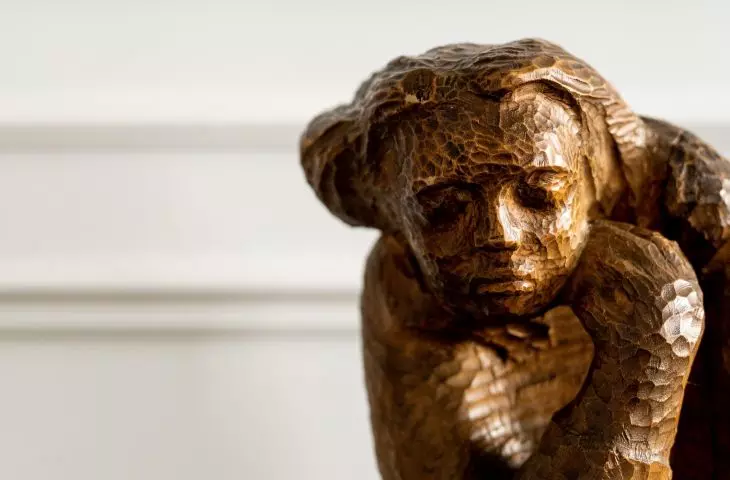 The interior is filled with art, including sculptures by Lech Goździewski