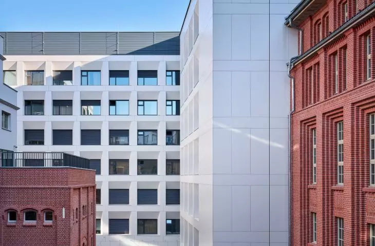facade details