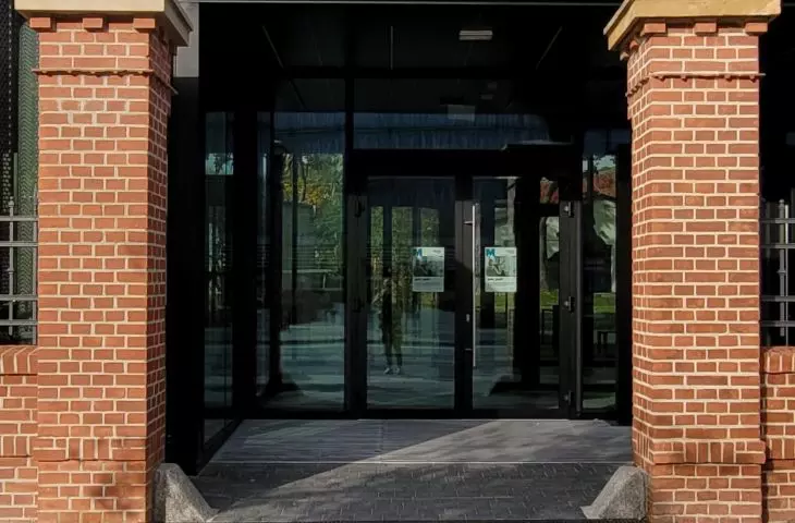 Extension of the School of Banking (WSB Merito) on Ratajczaka Street in Poznań proj.: Front Architects