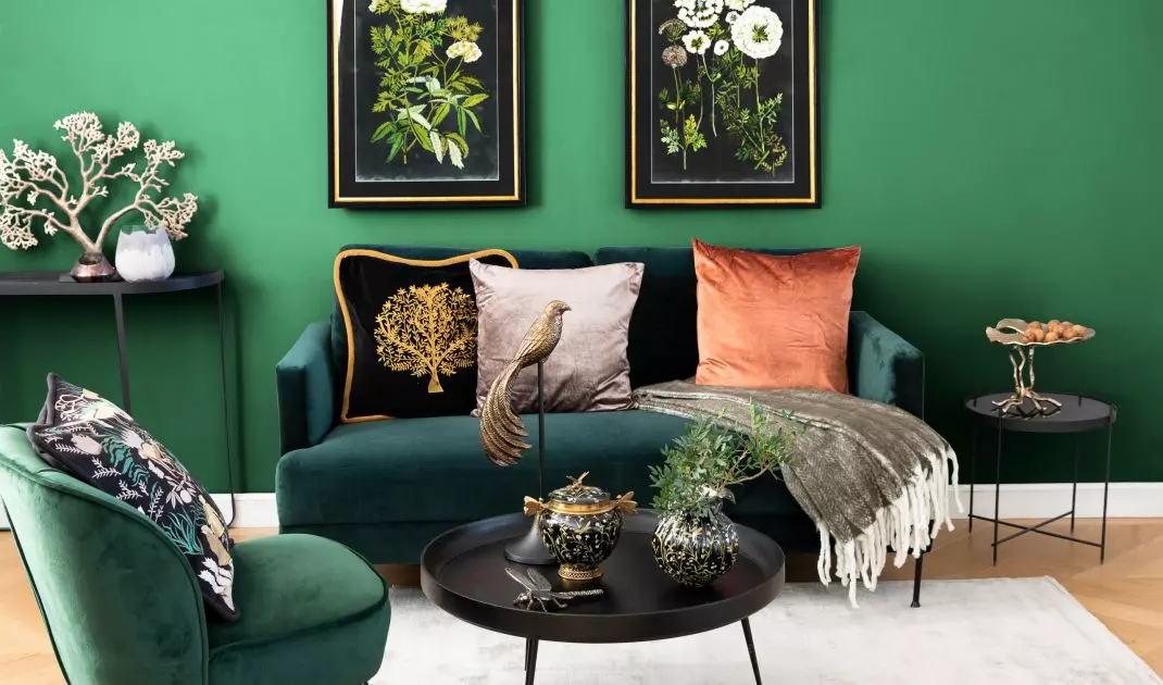 Juxtapose different shades of green