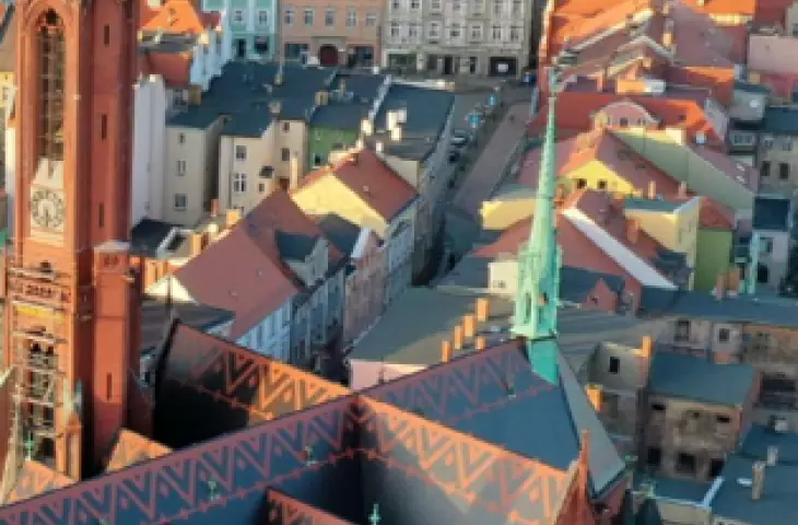 miastem w Polsce, które we współpracy z ARUP i EBOR jest Wałbrzych