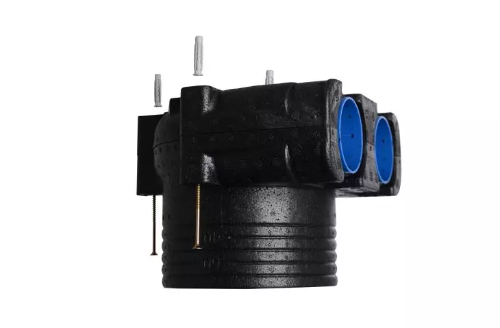 Montaż za pomocą trzech wkrętów z kołkami