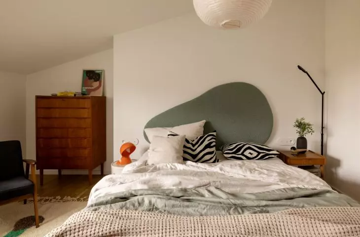 The bedroom was decorated in a zen-like atmosphere