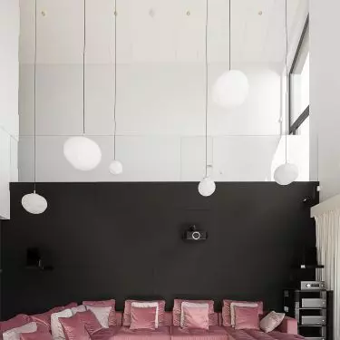 Free-hanging vertical ceiling tiles were used for the arrangement