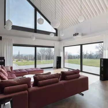 Investors wanted adequate soundproofing of the premises