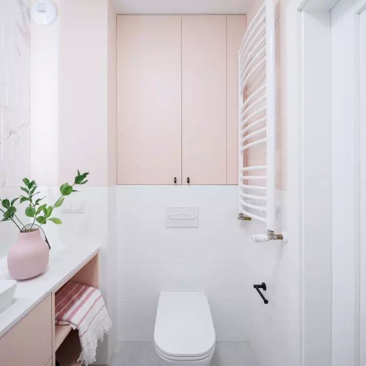 The cabinetry was created in the Decoroom carpentry shop