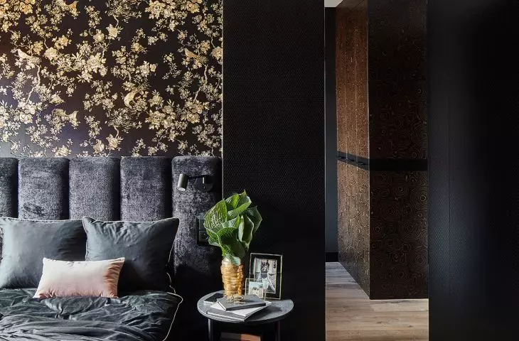 The bedroom was decorated with wallpaper
