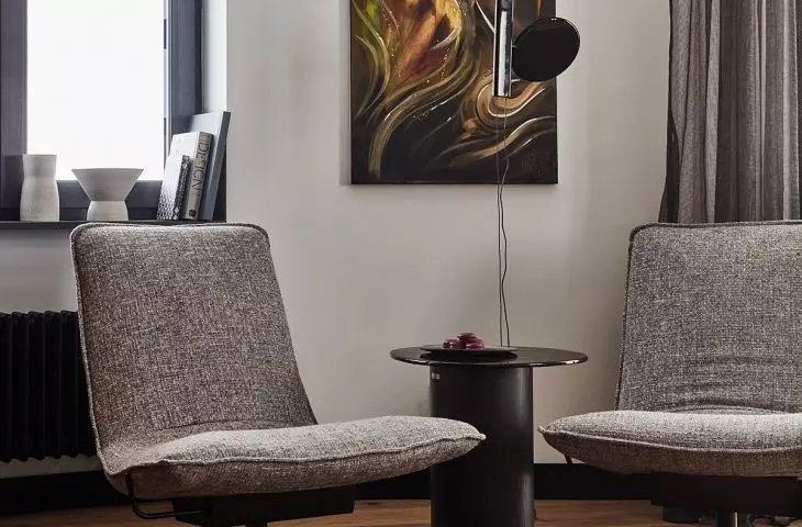 Architects decided to reshape the living room