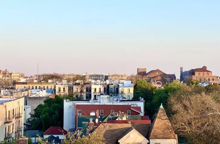 Widok z okna na Brooklyn