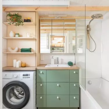 The bathroom managed to fit a bathtub