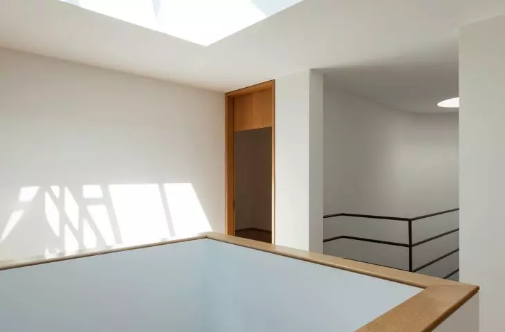 Szklo EGLAS z funkcją topienia śniegu w przeszkleniach dachowych