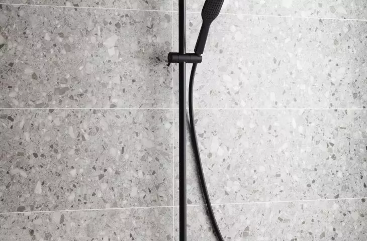Rainshower with shower mixer and folding bath spout Logon Black