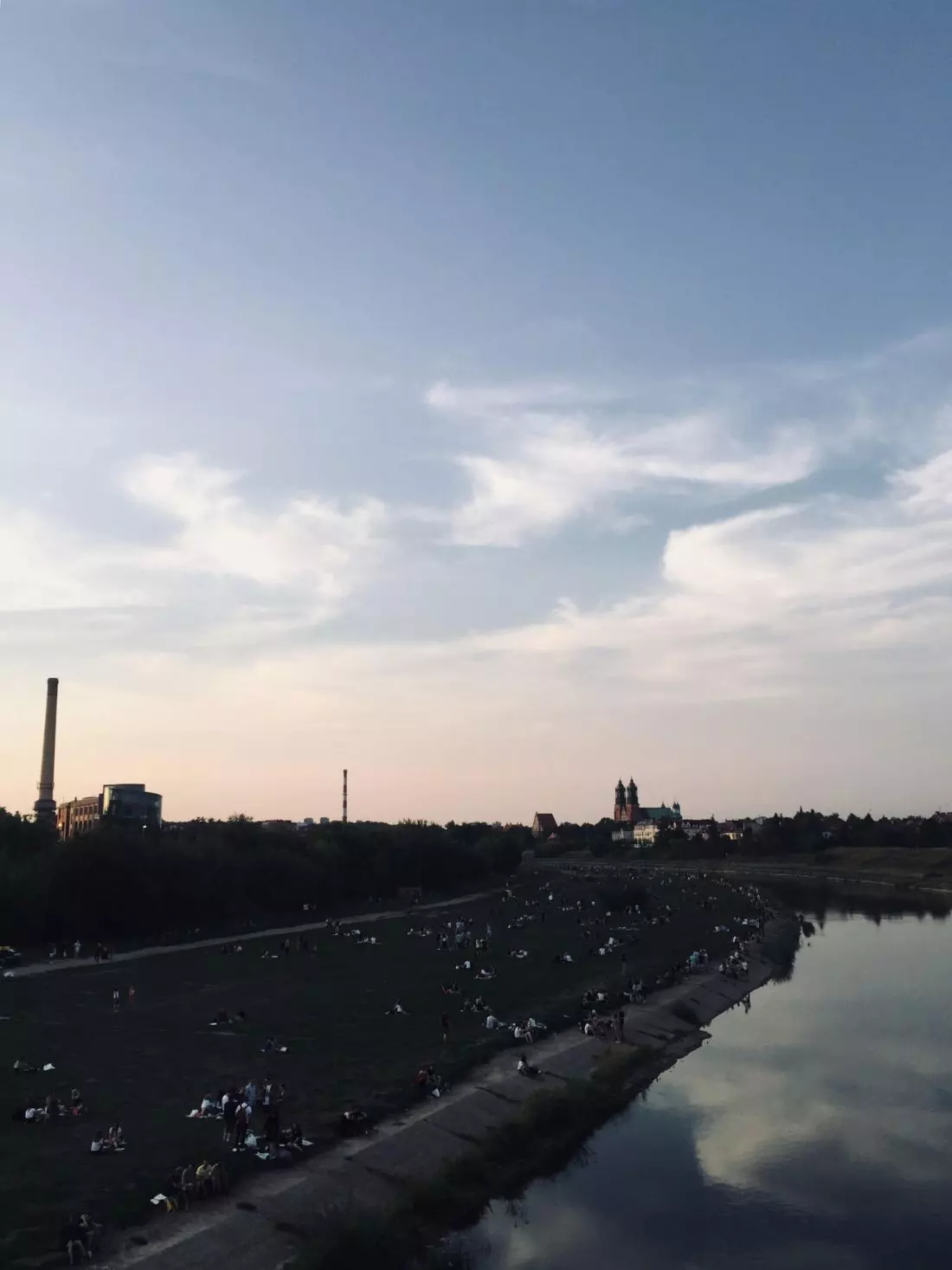 Poznań, tereny nad
Wartą pełne ludzi
