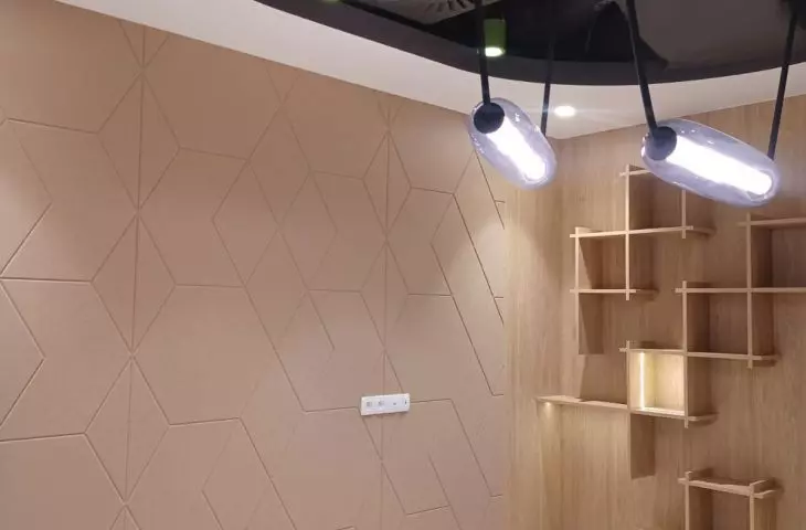 Acoustic wall with geometric pattern