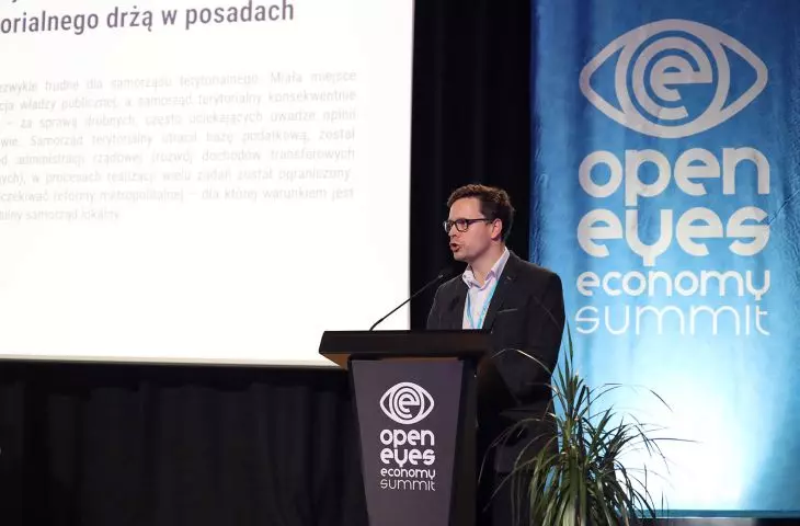Professor Jakub H. Szlachetko during the session 