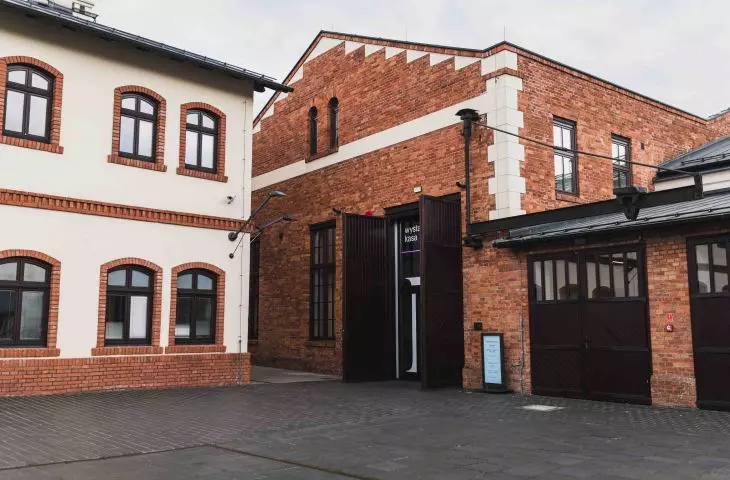 zabytkowa zajezdnia tramwajowa w Krakowie