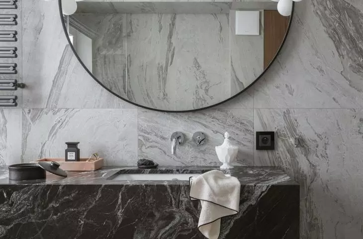 It all started with a stone. We take a look inside an apartment in Zoliborz.