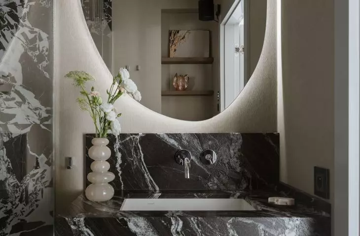 It all started with a stone. We take a look inside an apartment in Zoliborz.