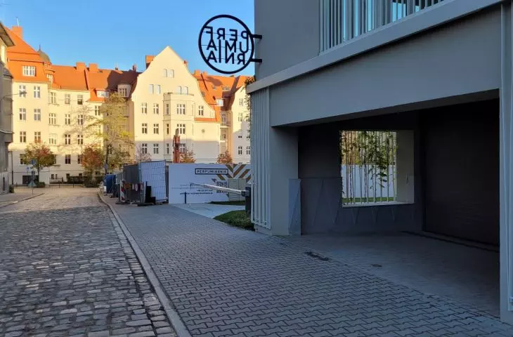 'Perfumiarnia', Poznań, ul. Śniadeckich, proj. JEMS Architekci