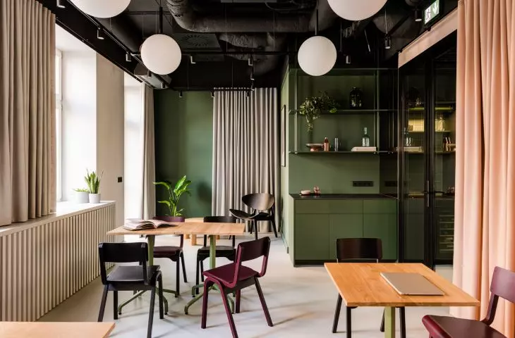 Plantonia Aparthotel