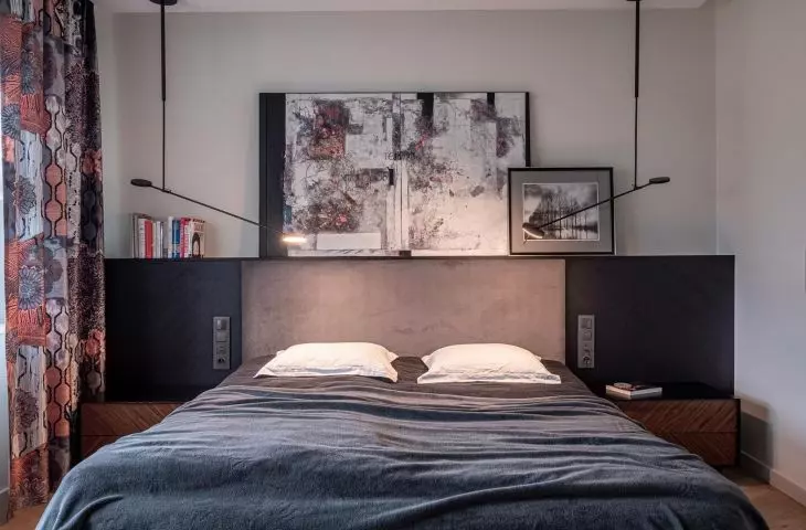 Art can transform an interior