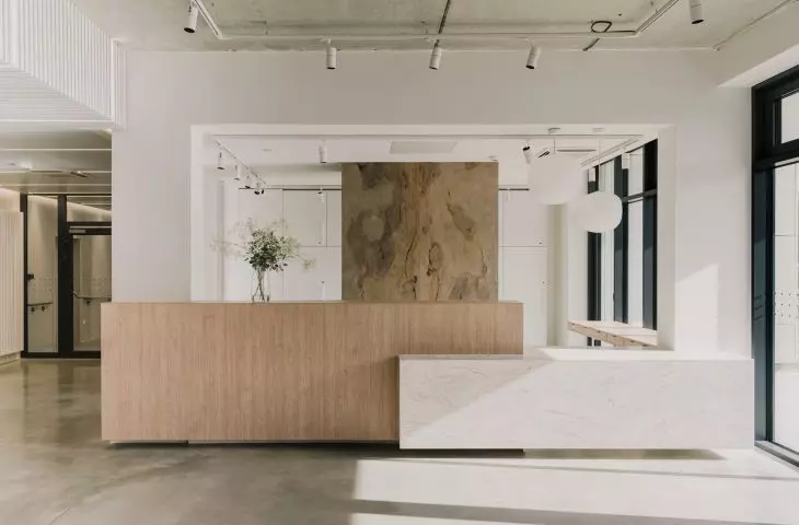 Reumedika klinika medyczna, Poznań; proj.: Koper Studio Magda Piotrowska architektka, Olga Hausmann