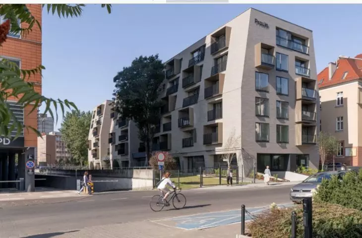 Budynek mieszkalny wielorodzinny z funkcją usługową na parterze, Poznań, ul. Słowackiego 7; proj.: INSOMIA