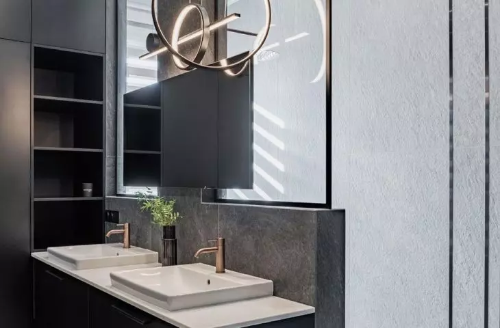 The investors wanted a pair of washbasins to be mated in the bathroom