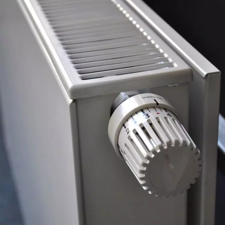 When replacing the heat source, check that radiators provide optimal heating parameters