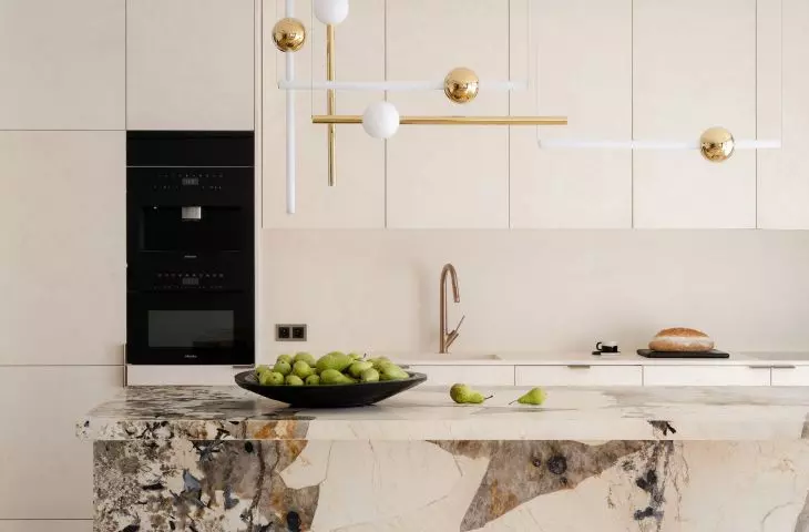 Special technology has made it possible to create stone fronts 